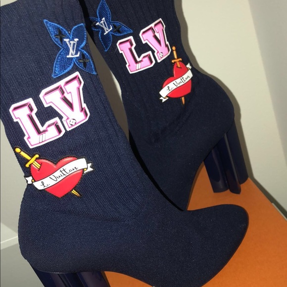 lv black heart sock